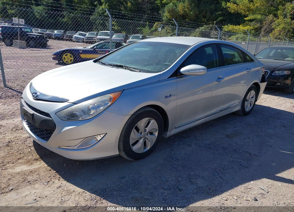2014 HYUNDAI SONATA HYBRID VIN: KMHEC4A43EA117607