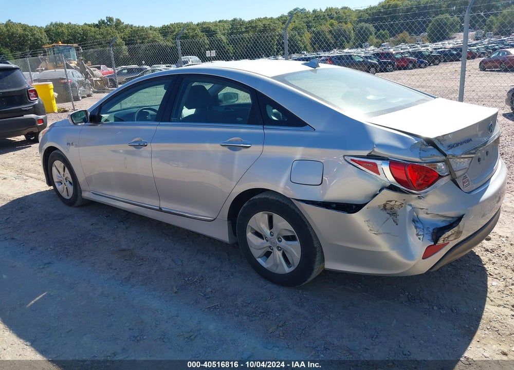 2014 HYUNDAI SONATA HYBRID VIN: KMHEC4A43EA117607
