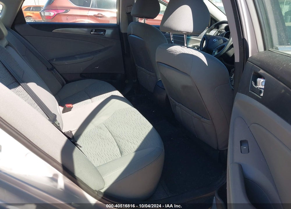 2014 HYUNDAI SONATA HYBRID VIN: KMHEC4A43EA117607