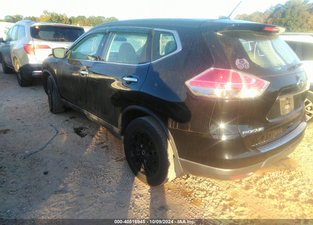 2015 NISSAN ROGUE S VIN: 5N1AT2MT0FC910908