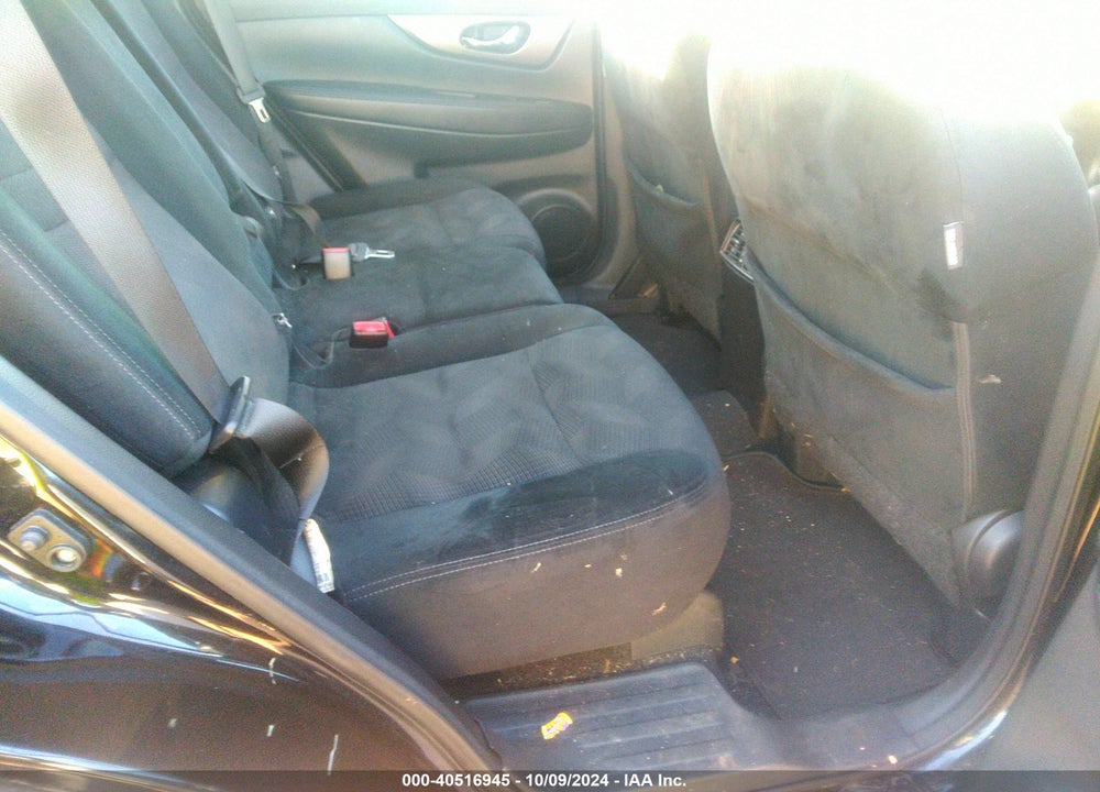 2015 NISSAN ROGUE S VIN: 5N1AT2MT0FC910908