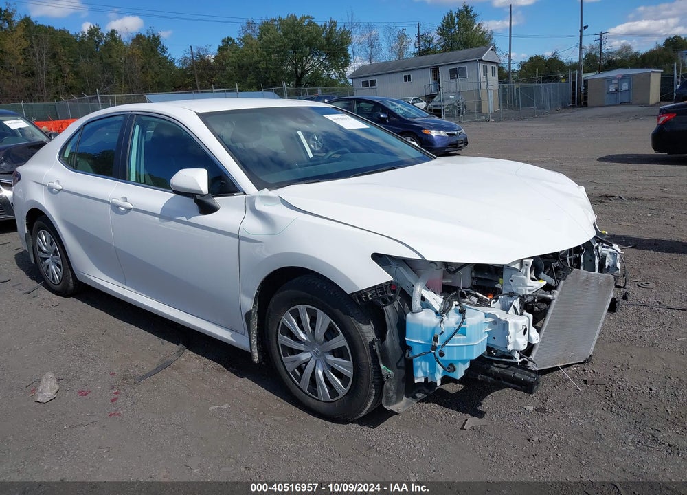 2022 TOYOTA CAMRY LE HYBRID VIN: 4T1C31AK0NU573308