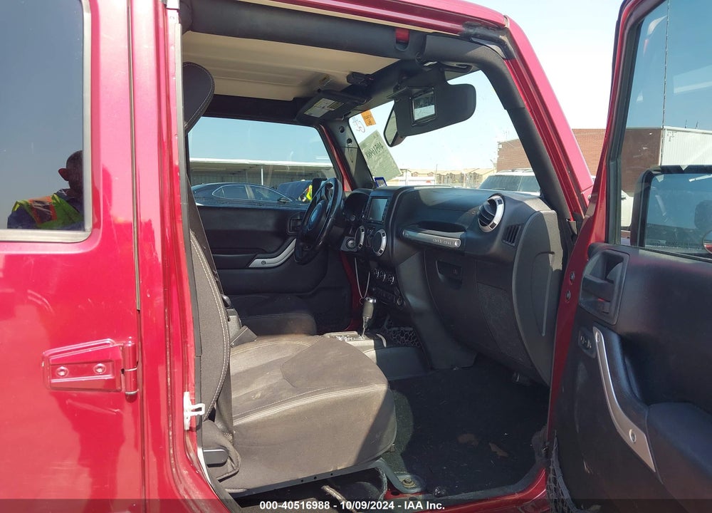 2013 JEEP WRANGLER UNLIMITED SAHARA VIN: 1C4BJWEG7DL552517