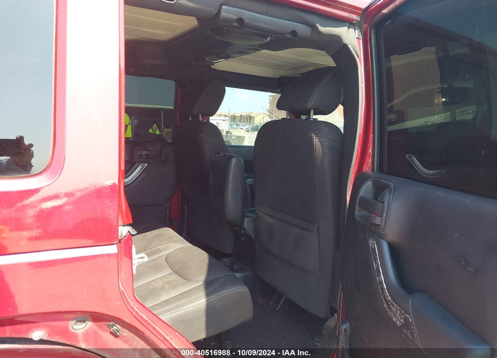 2013 JEEP WRANGLER UNLIMITED SAHARA VIN: 1C4BJWEG7DL552517