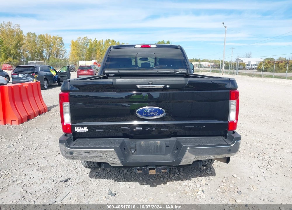 2019 FORD F-250 LARIAT VIN: 1FT7W2B63KEE31805