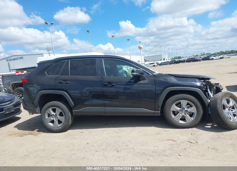 2024 TOYOTA RAV4 XLE VIN: 2T3W1RFV8RW319489