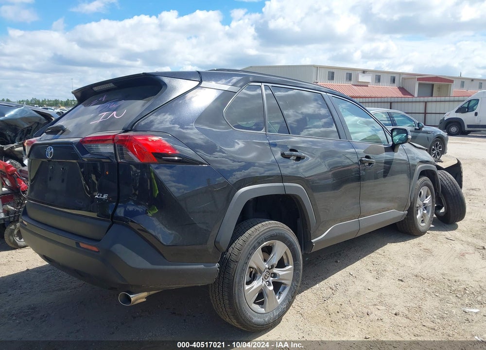 2024 TOYOTA RAV4 XLE VIN: 2T3W1RFV8RW319489