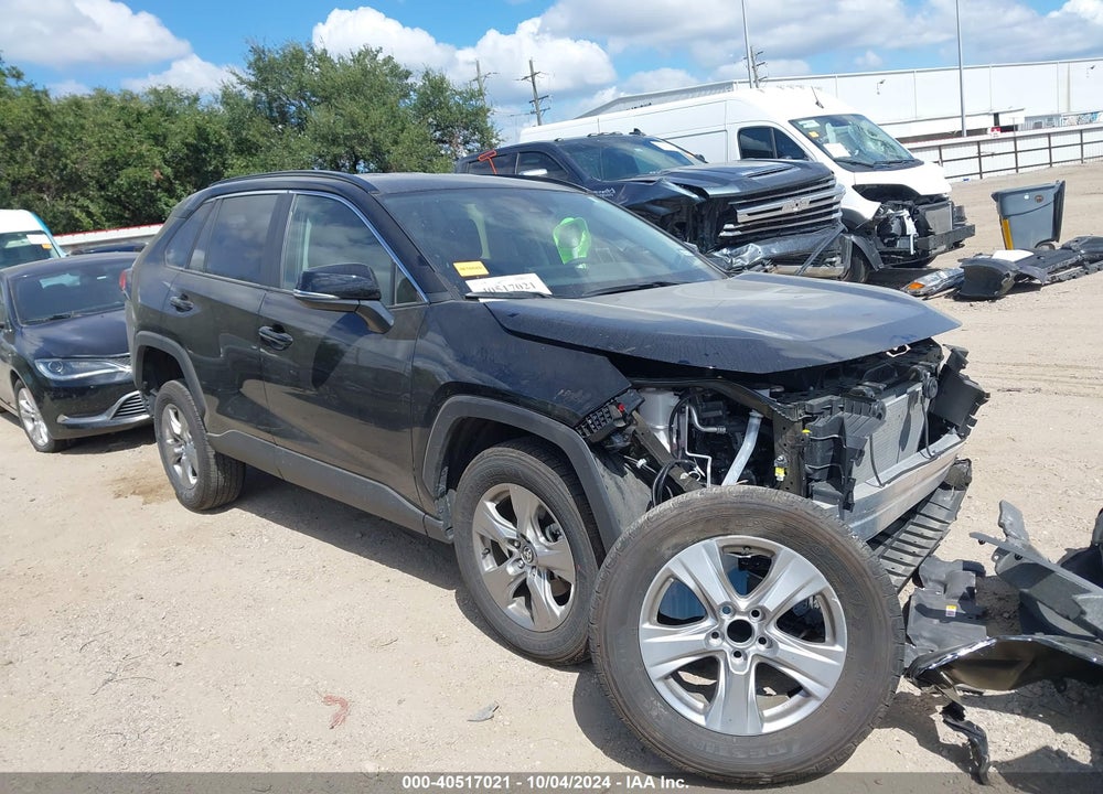 2024 TOYOTA RAV4 XLE VIN: 2T3W1RFV8RW319489