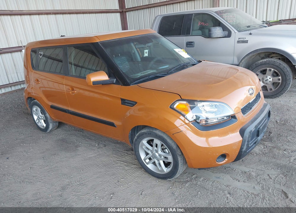 2011 KIA SOUL VIN: KNDJT2A24B7242680