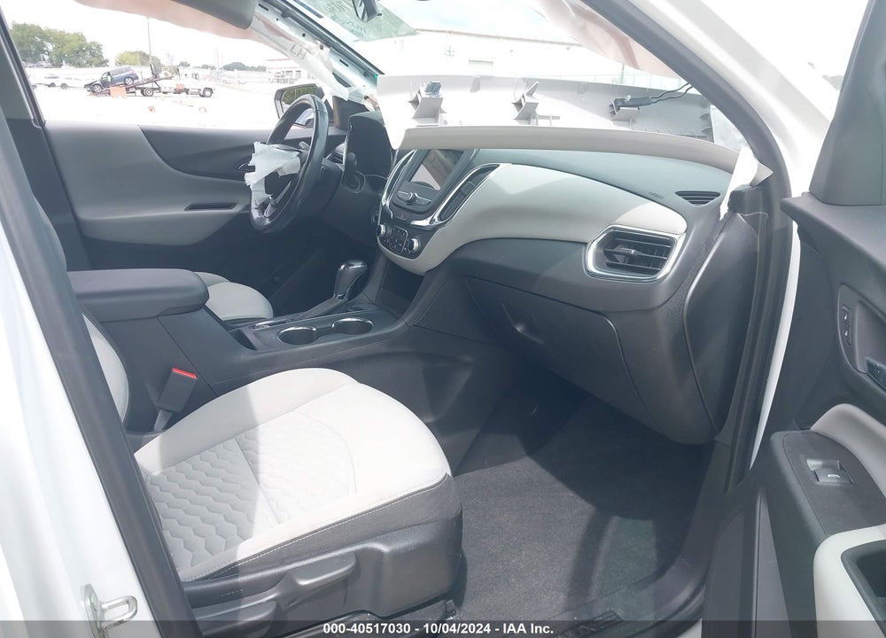 2019 CHEVROLET EQUINOX VIN: 2GNAXKEV2K6135191