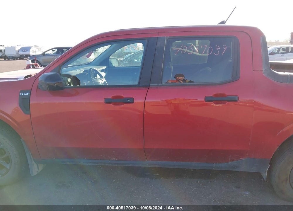 2024 FORD MAVERICK VIN: 3FTTW8J96RRA12660