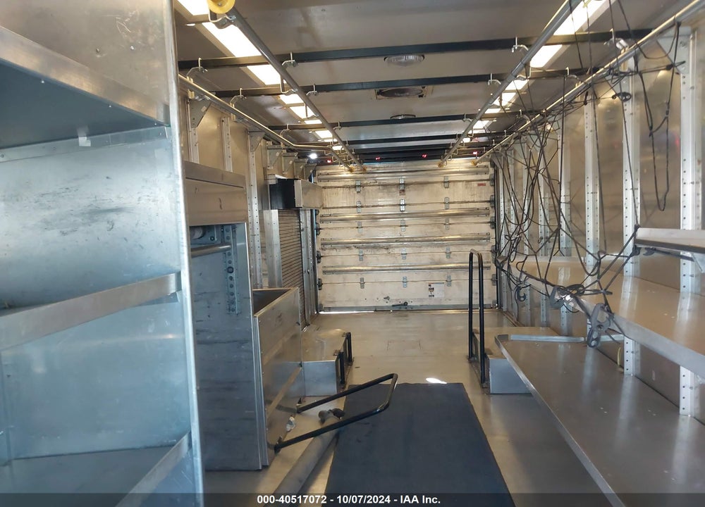 2011 FREIGHTLINER CHASSIS M LINE WALK-IN VAN VIN: 4UZAAPDU7BCBC0090