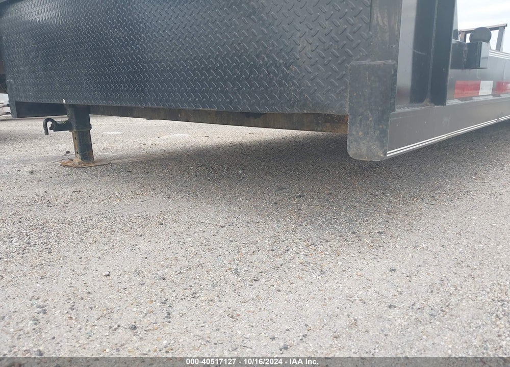 2018 ROADCLIPPER DIAMOND 24' C TRAILER VIN: 46UFU2423J1194113