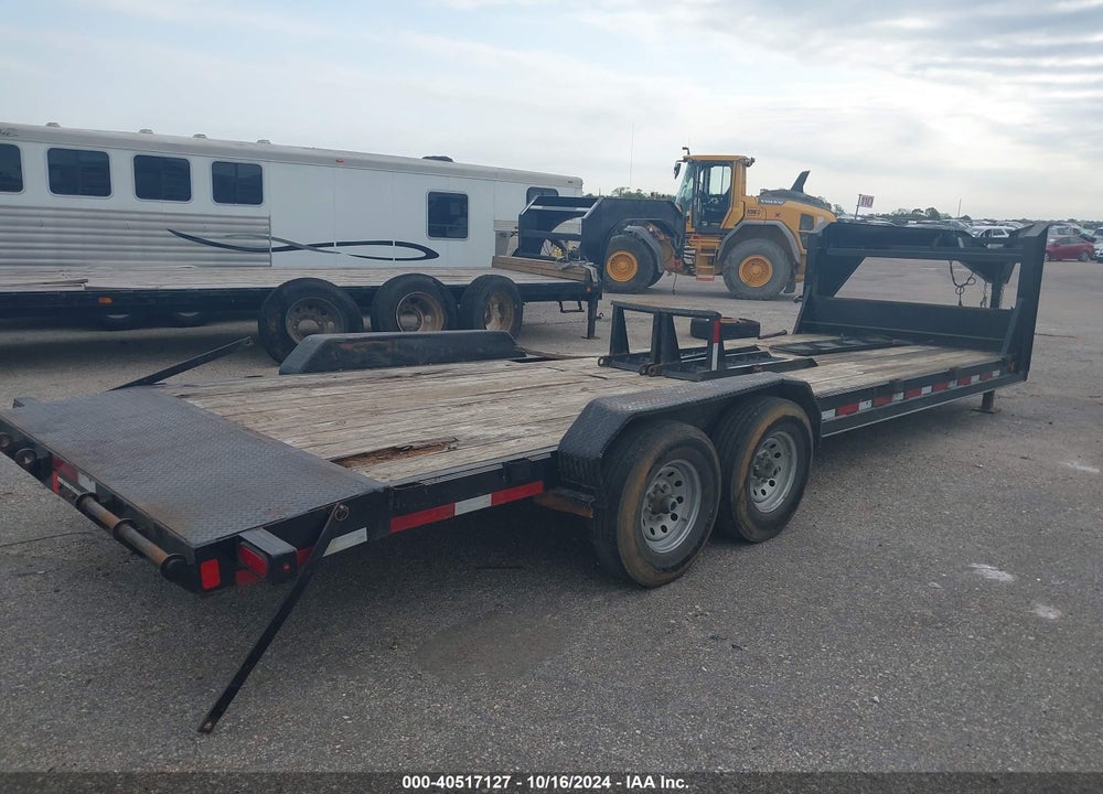 2018 ROADCLIPPER DIAMOND 24' C TRAILER VIN: 46UFU2423J1194113