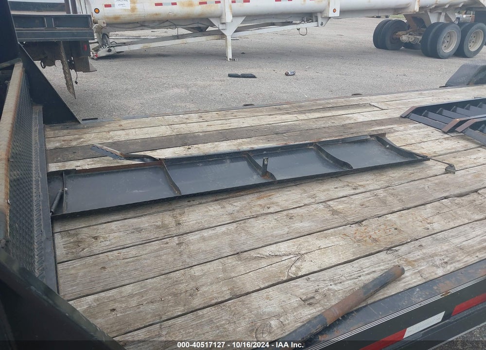 2018 ROADCLIPPER DIAMOND 24' C TRAILER VIN: 46UFU2423J1194113