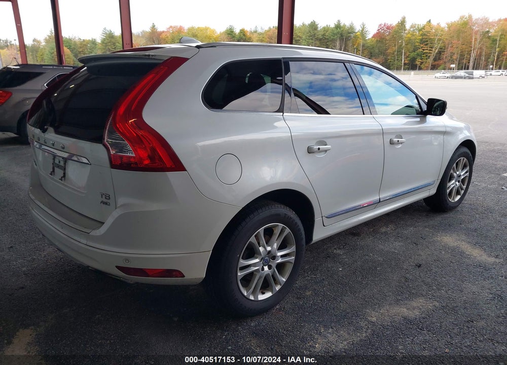 2016 VOLVO XC60 T5 PREMIER VIN: YV4612RK2G2813312