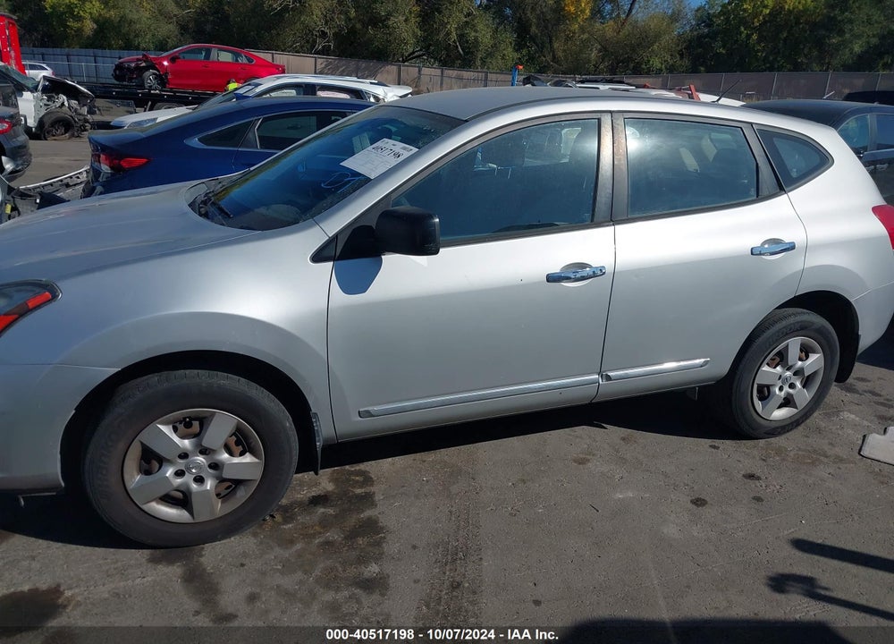 2014 NISSAN ROGUE SELECT S VIN: JN8AS5MV0EW705522