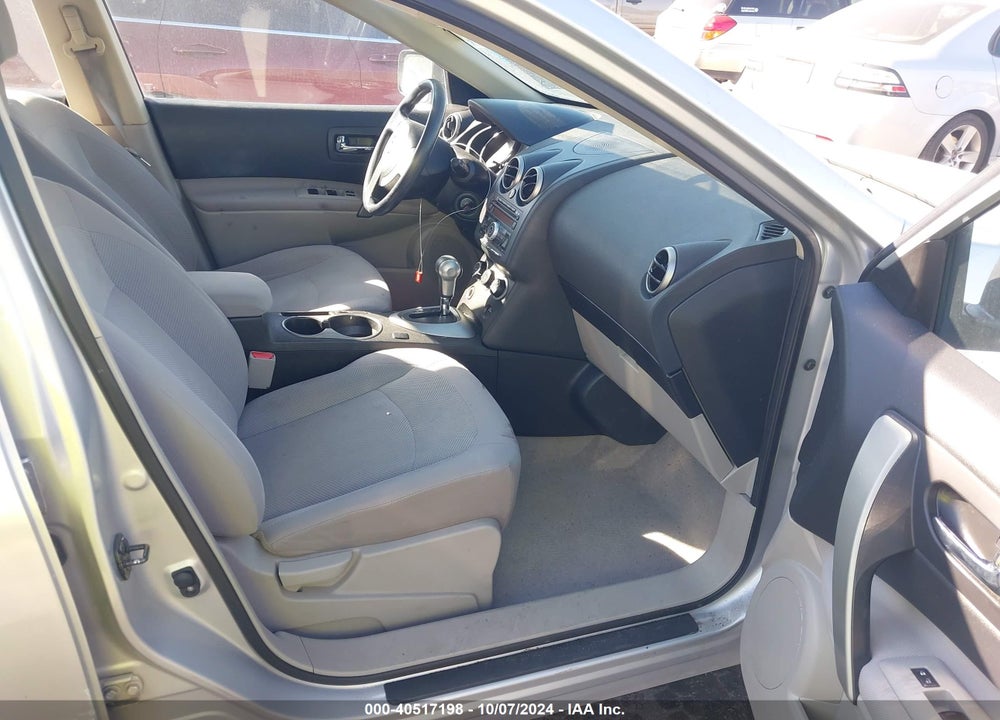 2014 NISSAN ROGUE SELECT S VIN: JN8AS5MV0EW705522