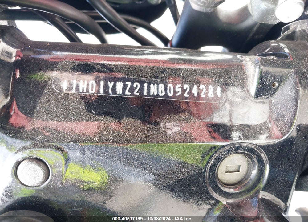 2022 HARLEY-DAVIDSON FXLRS VIN: 1HD1YWZ21NB052428