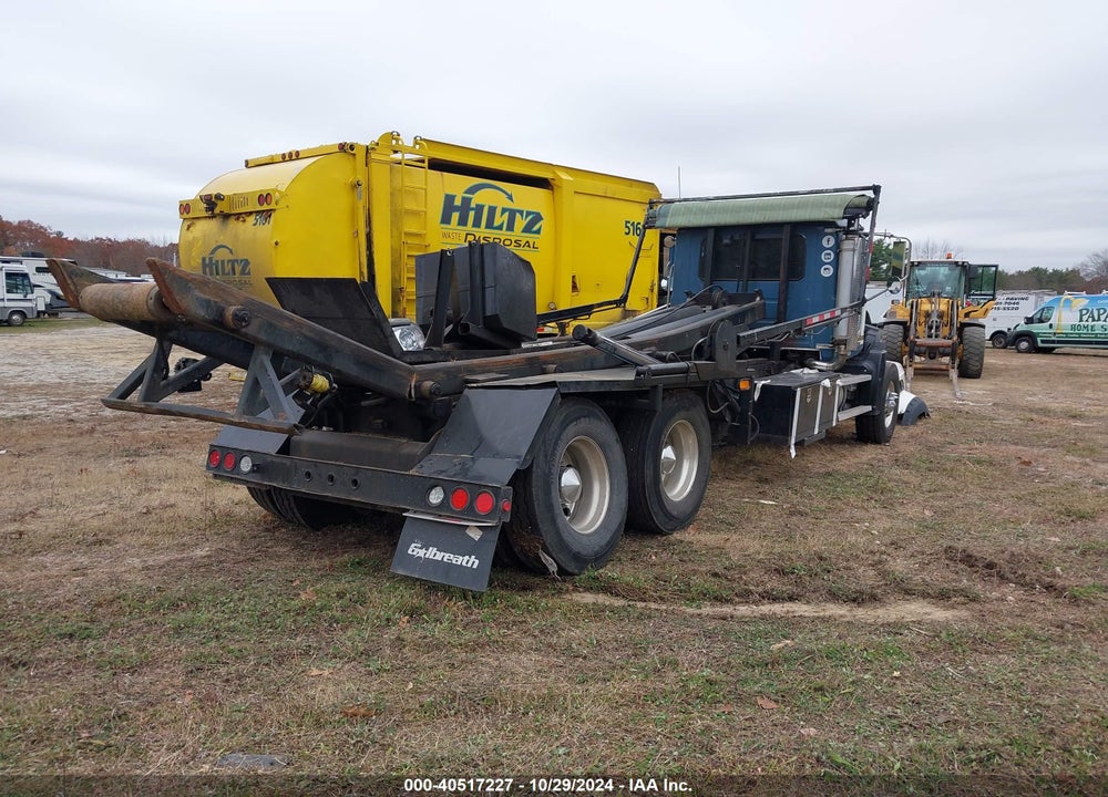2006 MACK 700 CT700 VIN: 1M2AL02CX6M001771