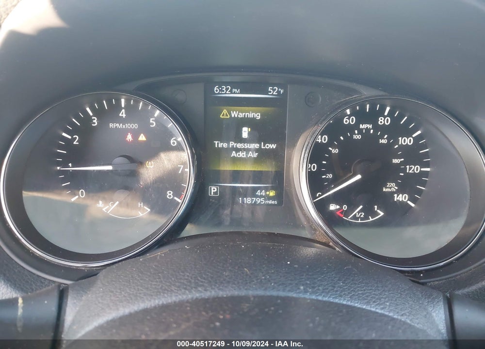 2017 NISSAN ROGUE S VIN: 5N1AT2MT9HC889706