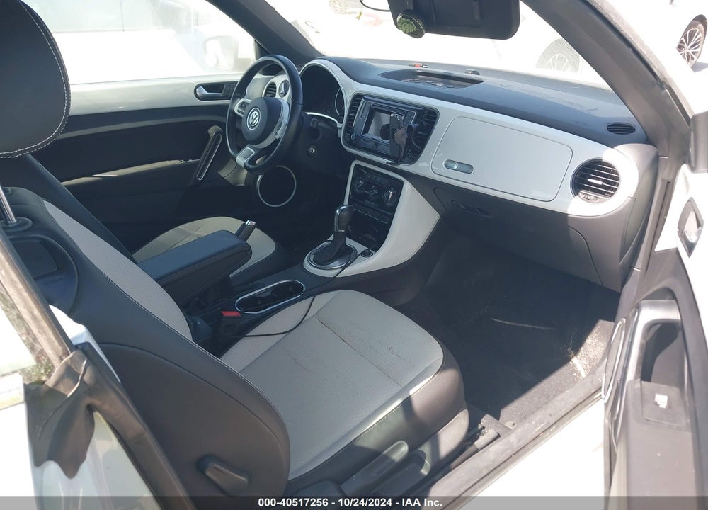 2019 VOLKSWAGEN BEETLE 2.0T FINAL EDITION SE/2.0T FINAL EDITION SEL/2.0T S/2.0T SE VIN: 3VW5DAAT8KM506827