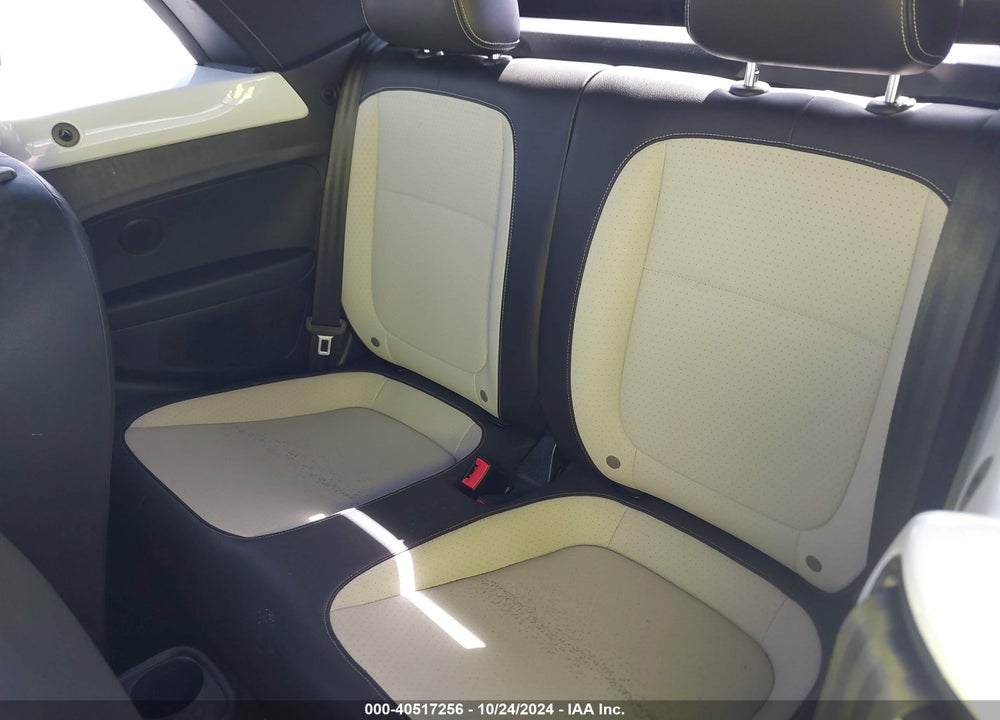 2019 VOLKSWAGEN BEETLE 2.0T FINAL EDITION SE/2.0T FINAL EDITION SEL/2.0T S/2.0T SE VIN: 3VW5DAAT8KM506827