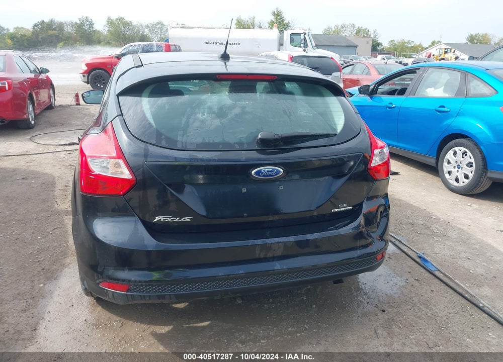 2014 FORD FOCUS SE VIN: 1FADP3K22EL181742