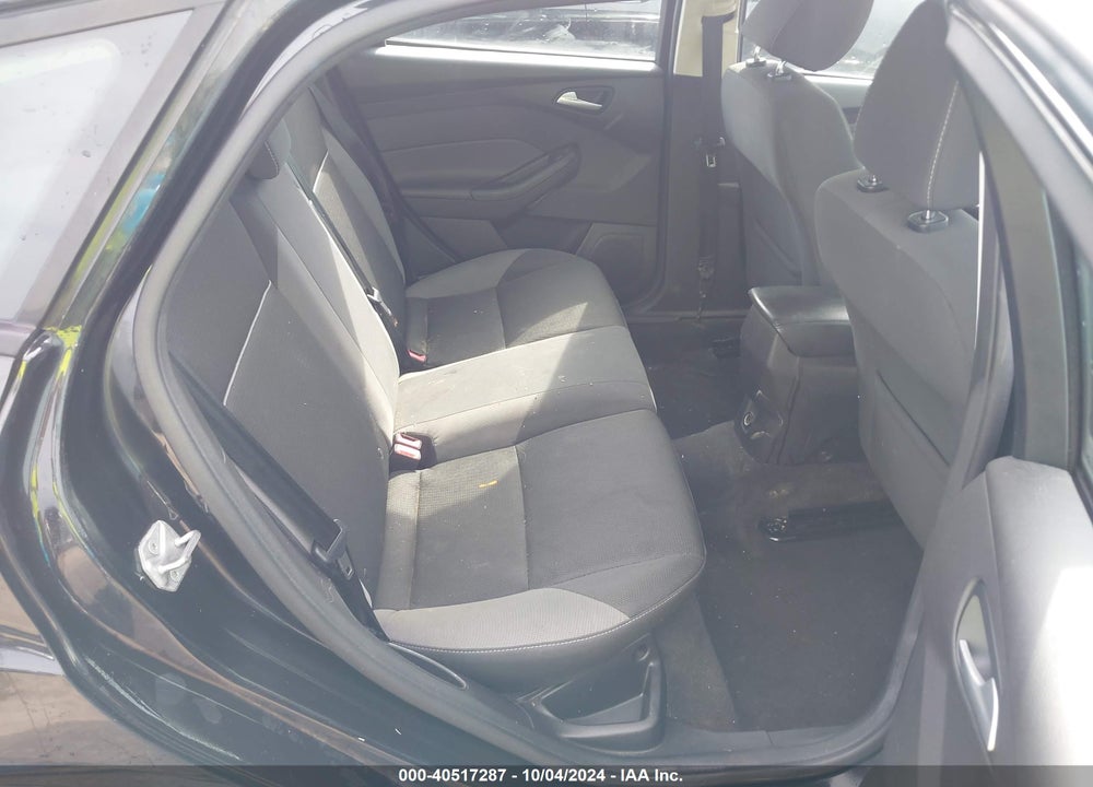2014 FORD FOCUS SE VIN: 1FADP3K22EL181742