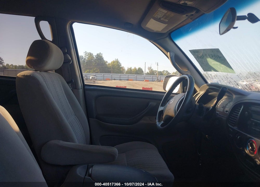 2004 TOYOTA TUNDRA SR5 V8 VIN: 5TBDT44174S465793