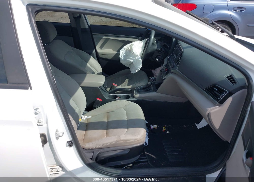 2017 HYUNDAI ELANTRA SE VIN: 5NPD74LF8HH149923