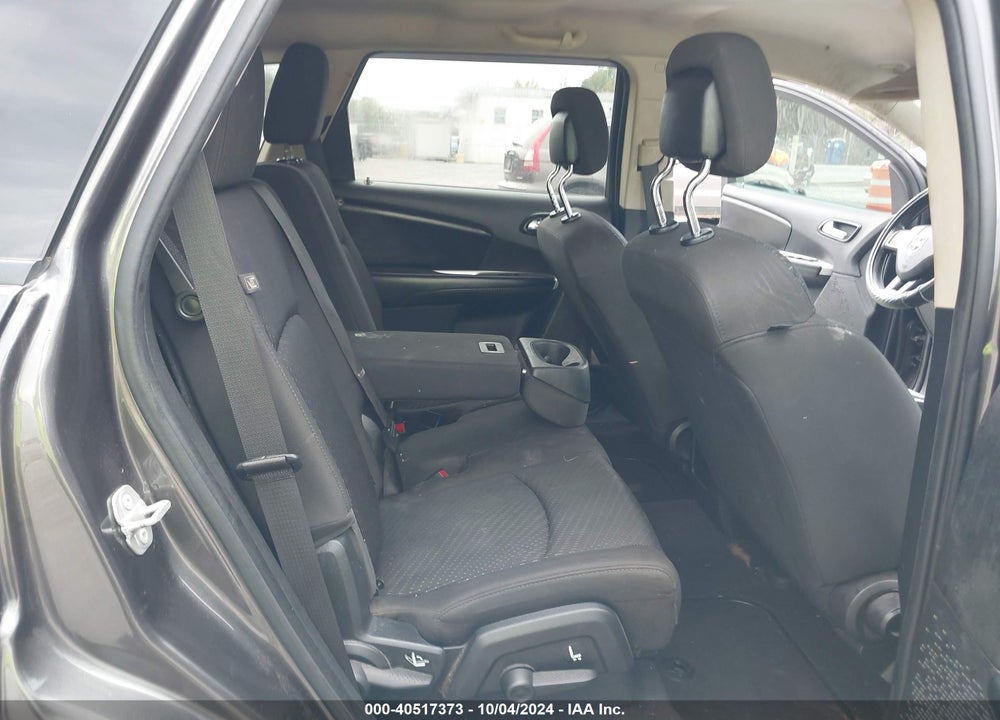 2018 DODGE JOURNEY SE VIN: 3C4PDCAB4JT235879