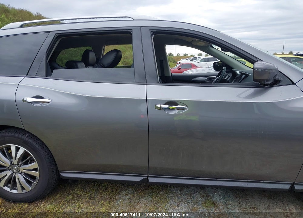 2020 PATHFINDER NISSAN  SL 2WD VIN: 5N1DR2CN3LC588209