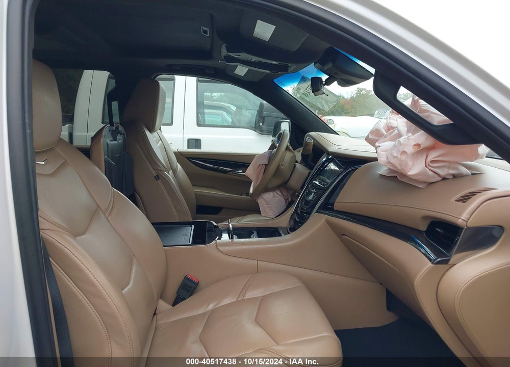 2018 CADILLAC ESCALADE PLATINUM VIN: 1GYS4DKJ8JR104933
