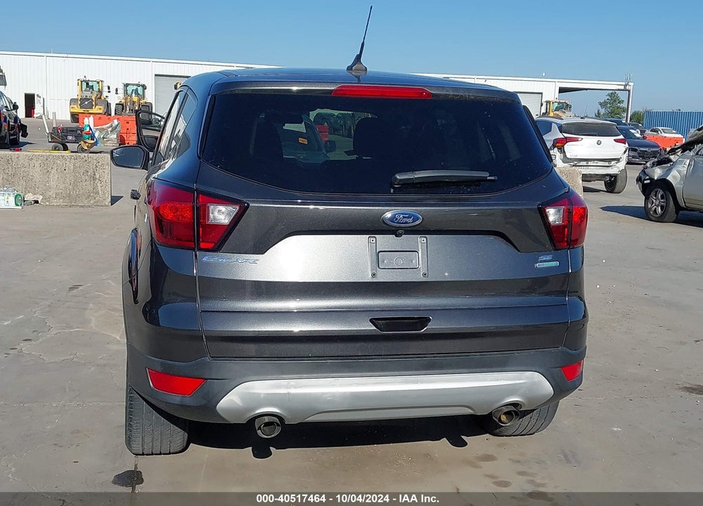 2019 FORD ESCAPE SE VIN: 1FMCU0GD5KUB58108