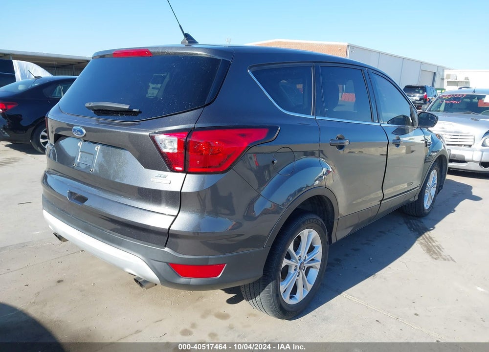 2019 FORD ESCAPE SE VIN: 1FMCU0GD5KUB58108