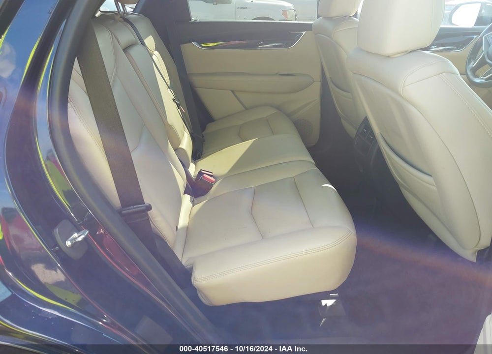 2017 CADILLAC XT5 STANDARD VIN: 1GYKNARS0HZ126655