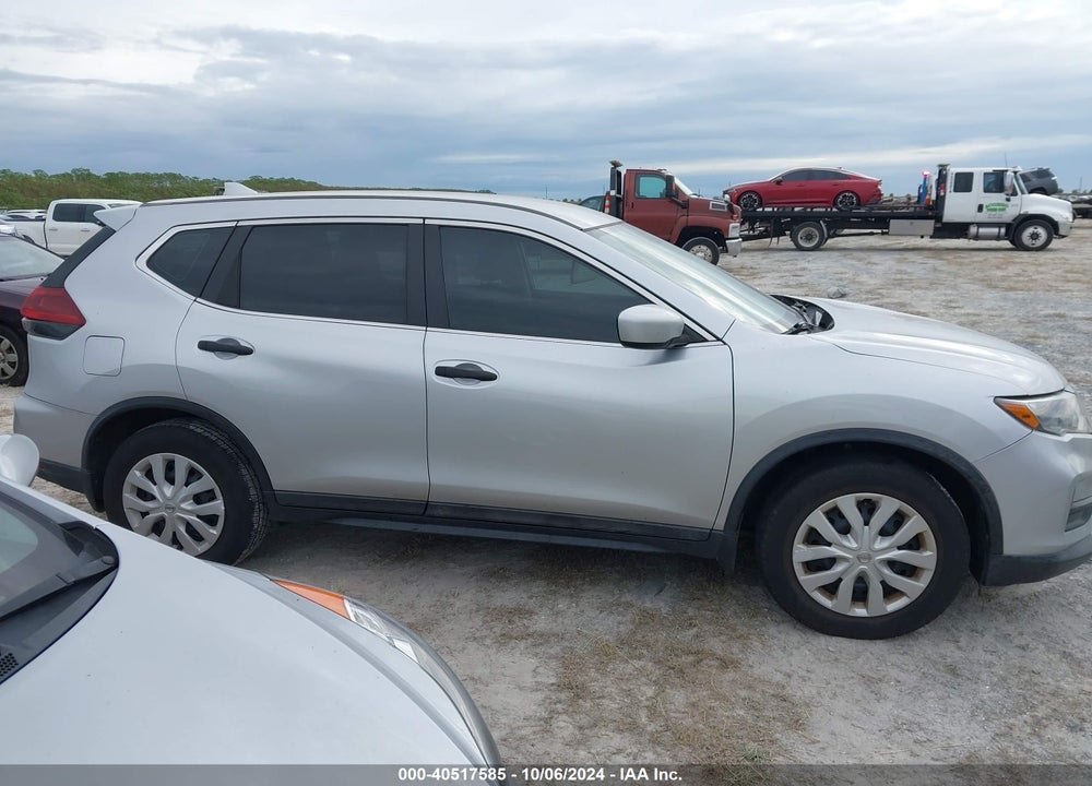 2018 NISSAN ROGUE S VIN: 5N1AT2MT5JC768614