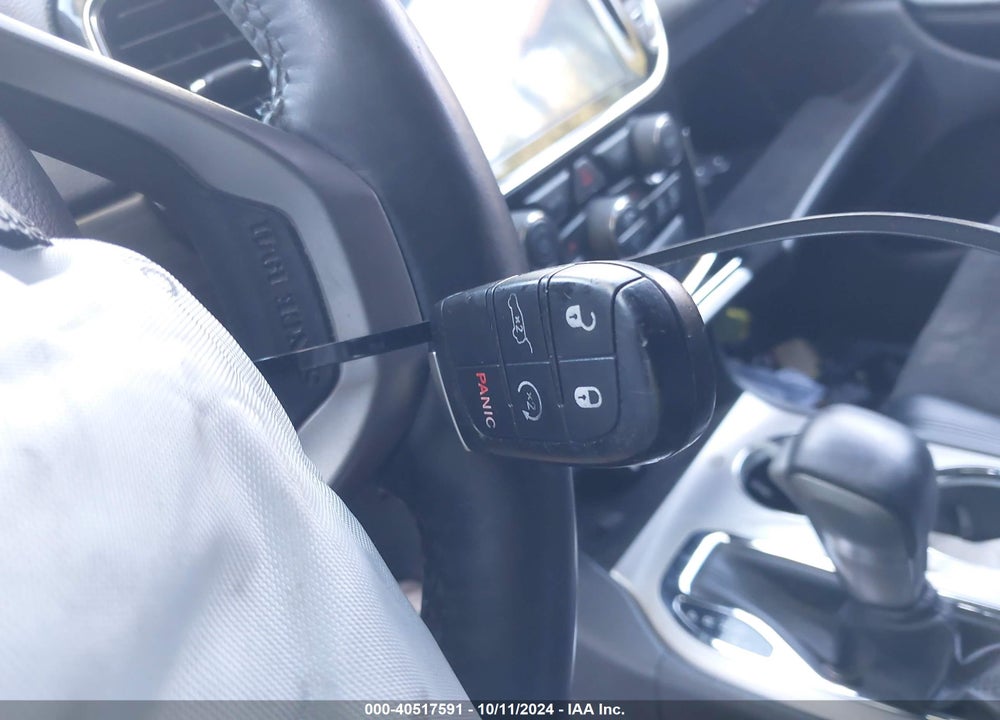 2019 JEEP GRAND CHEROKEE ALTITUDE 4X4 VIN: 1C4RJFAG1KC547105