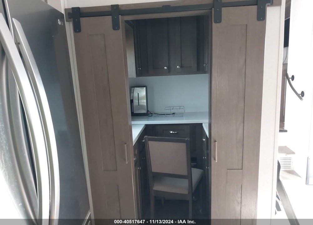 2022 FOREST RIVER CARGO MATE VIN: 4X4FCMP27N6012659