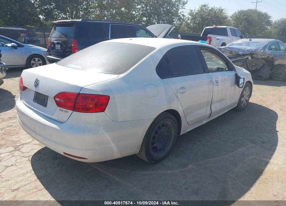 2011 VOLKSWAGEN JETTA 2.5L SE VIN: 3VWDX7AJ0BM340923