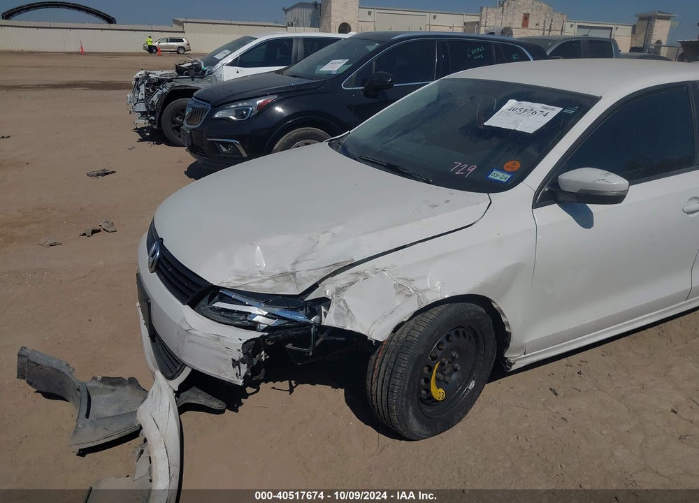 2011 VOLKSWAGEN JETTA 2.5L SE VIN: 3VWDX7AJ0BM340923