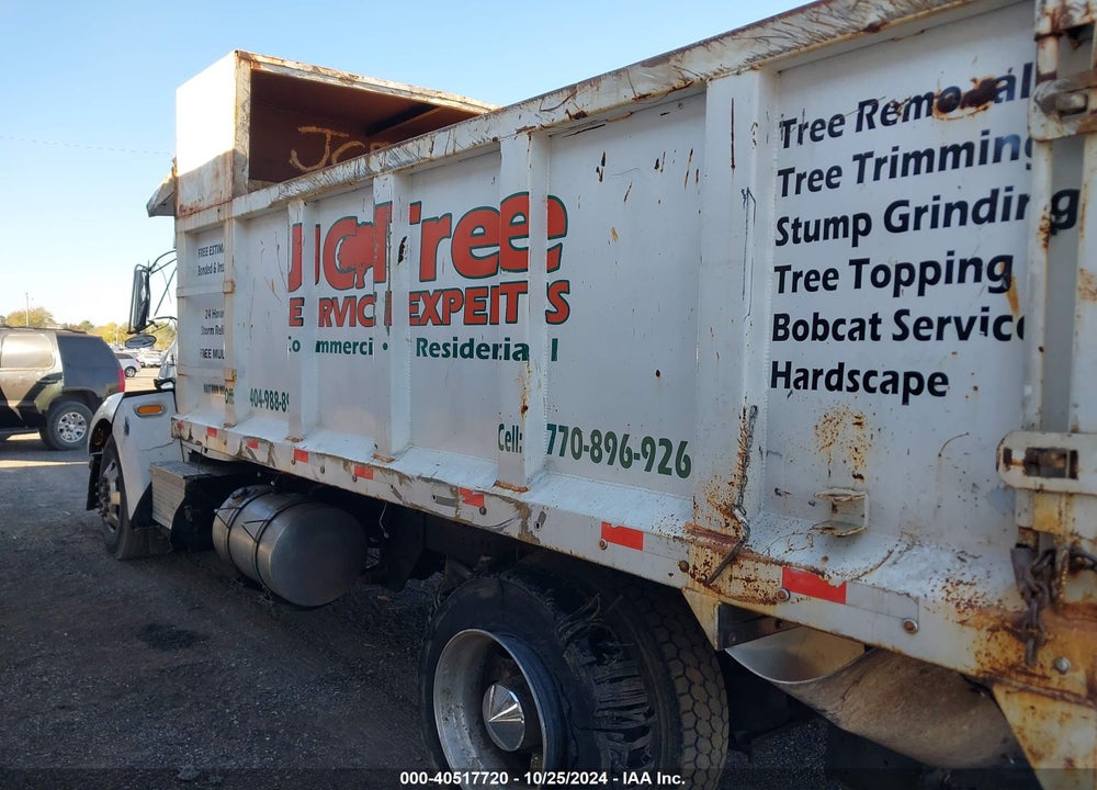 2005 KENWORTH CONSTRUCTION T300 VIN: 2XKMAD7X65M103849