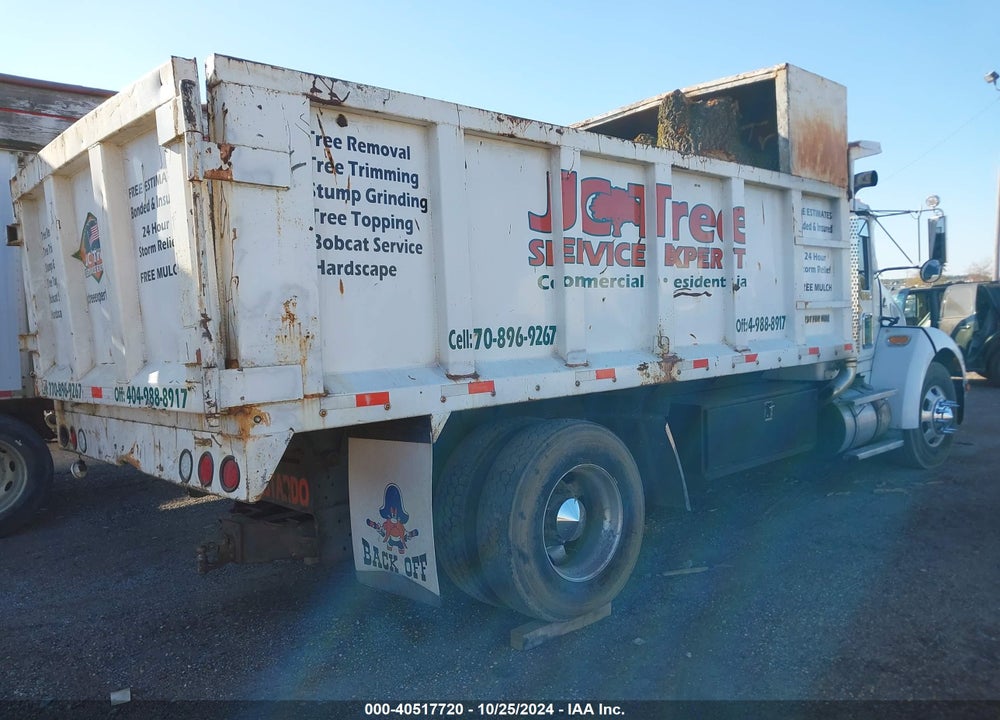 2005 KENWORTH CONSTRUCTION T300 VIN: 2XKMAD7X65M103849