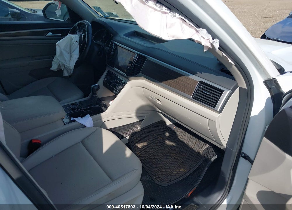 2018 VOLKSWAGEN ATLAS 3.6L V6 SEL VIN: 1V2MR2CAXJC581738