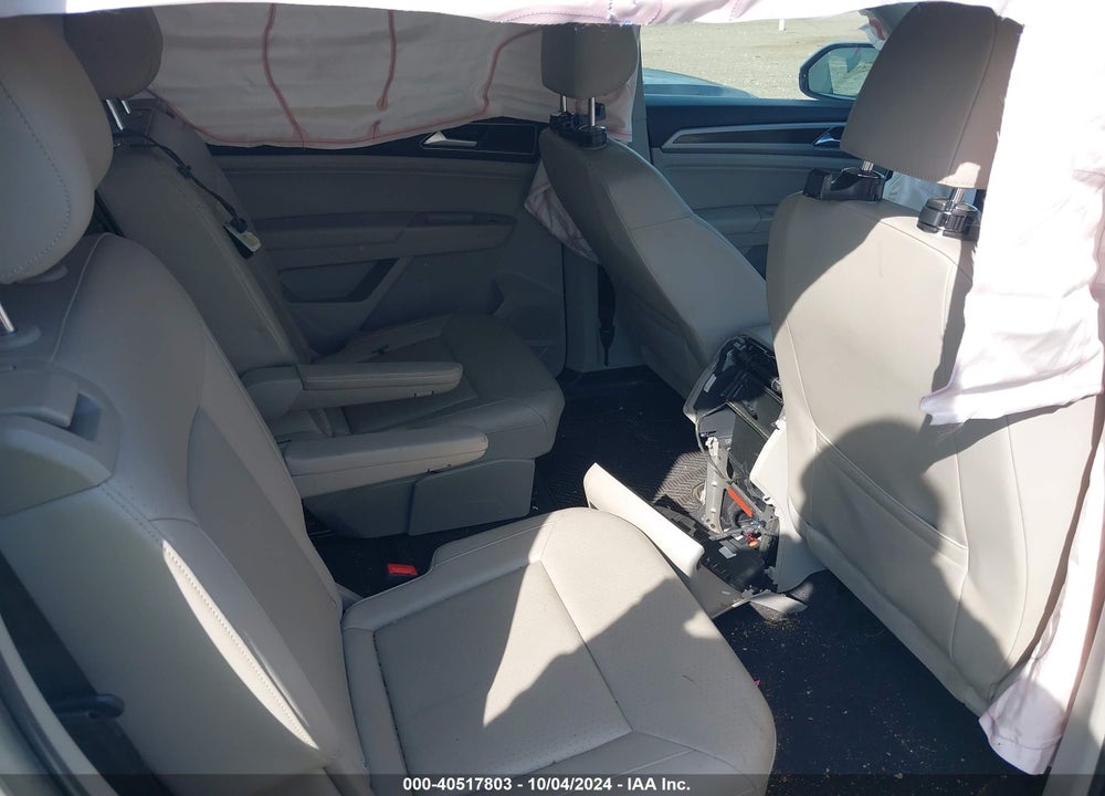 2018 VOLKSWAGEN ATLAS 3.6L V6 SEL VIN: 1V2MR2CAXJC581738