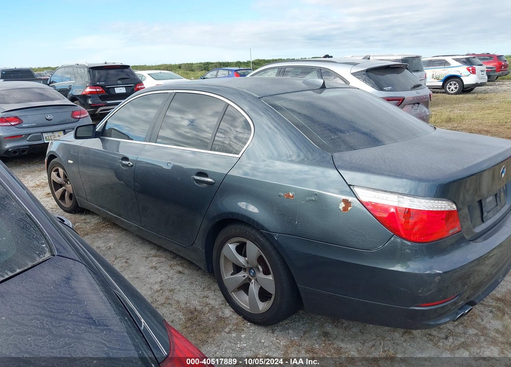 2008 BMW 528I VIN: WBANU53538C112622