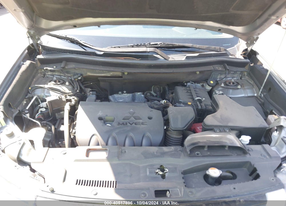2020 MITSUBISHI OUTLANDER ES 2.4 VIN: JA4AZ3A33LZ018393