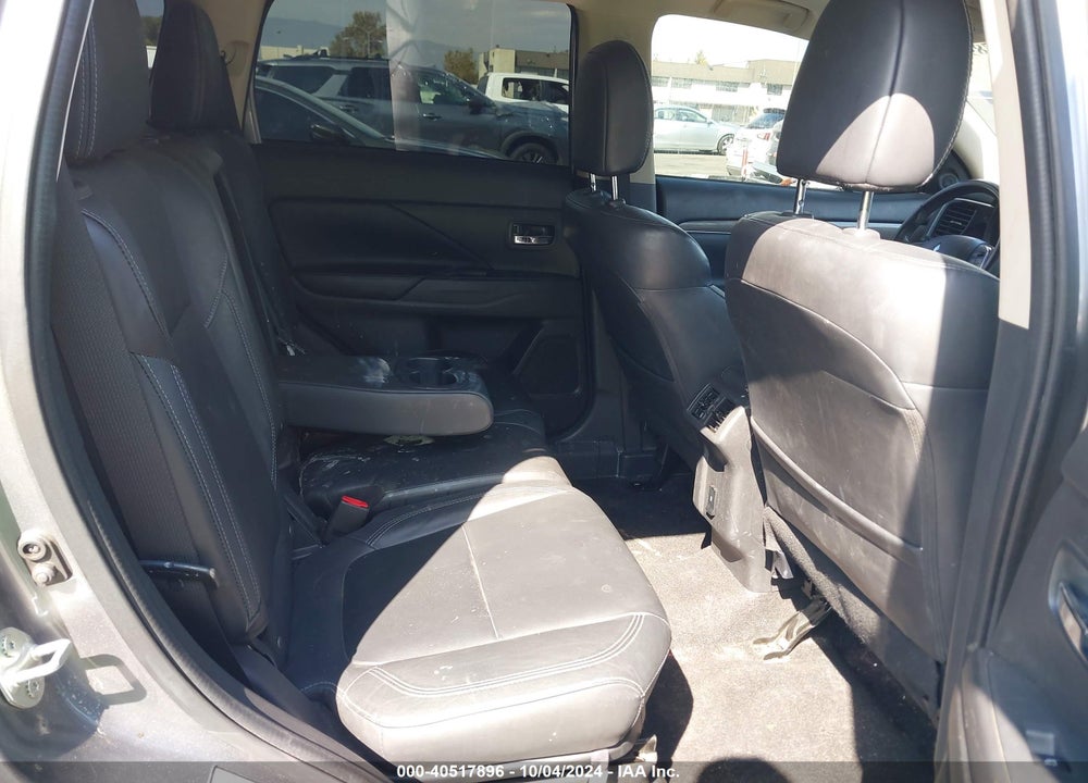 2020 MITSUBISHI OUTLANDER ES 2.4 VIN: JA4AZ3A33LZ018393