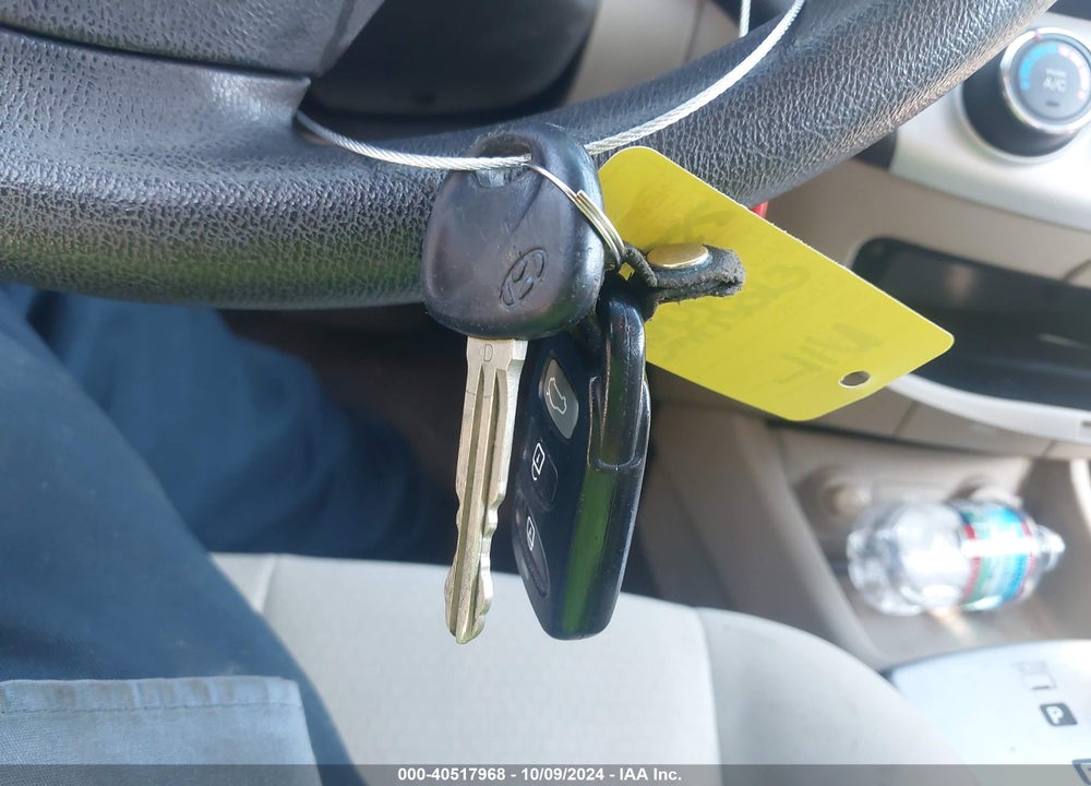 2008 HYUNDAI ELANTRA GLS/SE VIN: KMHDU46D18U547799